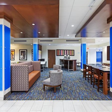 Holiday Inn Express & Suites Tulsa South - Woodland Hills By Ihg Buitenkant foto