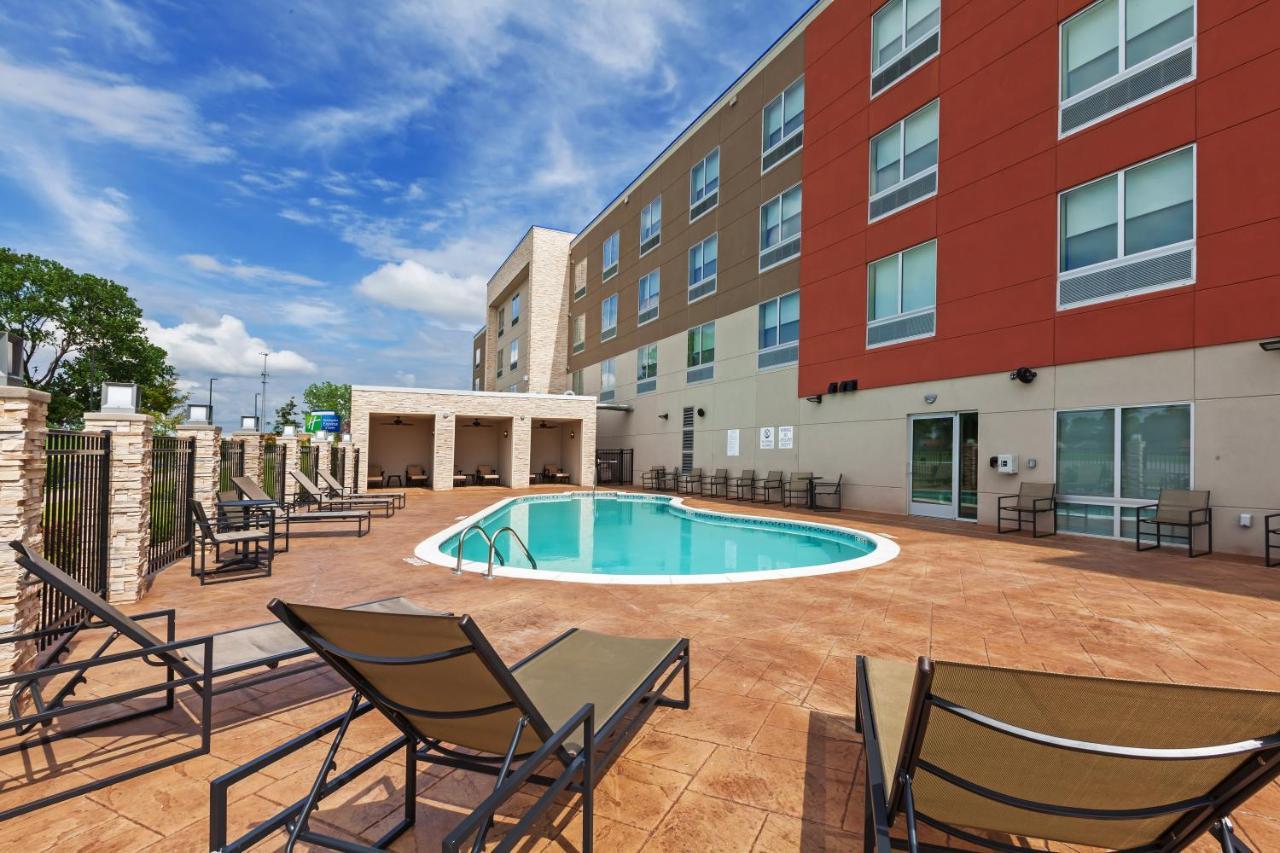 Holiday Inn Express & Suites Tulsa South - Woodland Hills By Ihg Buitenkant foto