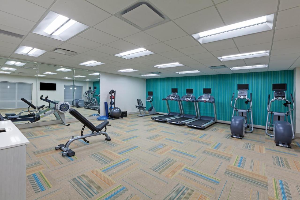 Holiday Inn Express & Suites Tulsa South - Woodland Hills By Ihg Buitenkant foto