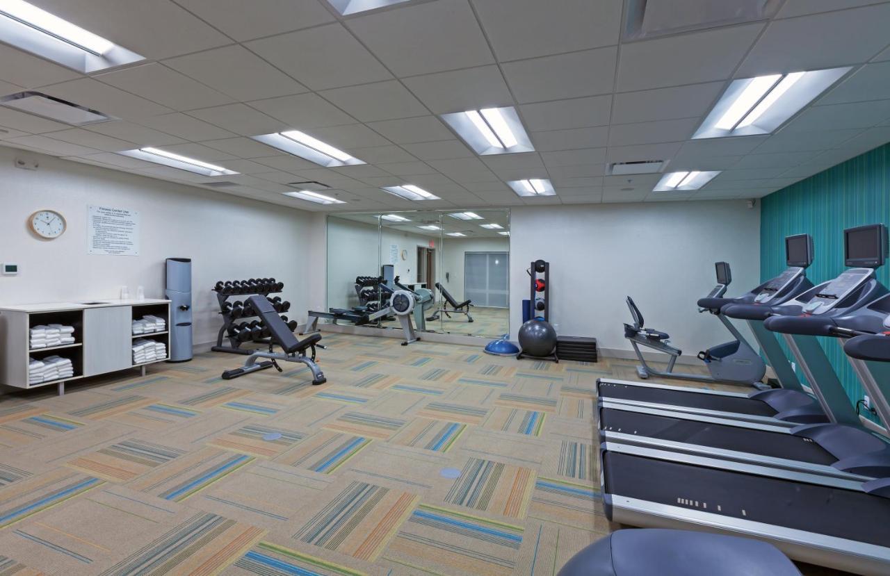 Holiday Inn Express & Suites Tulsa South - Woodland Hills By Ihg Buitenkant foto