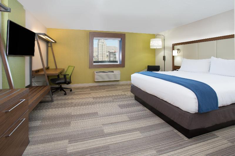 Holiday Inn Express & Suites Tulsa South - Woodland Hills By Ihg Buitenkant foto